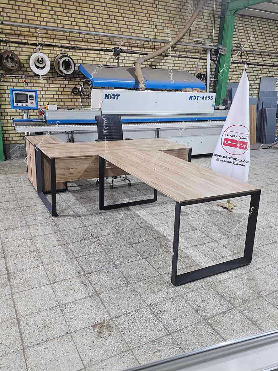 ست میز مدیریت و کنفرانس 2 ، 4 و 6 نفره  (پایه فلزی مثلثی )