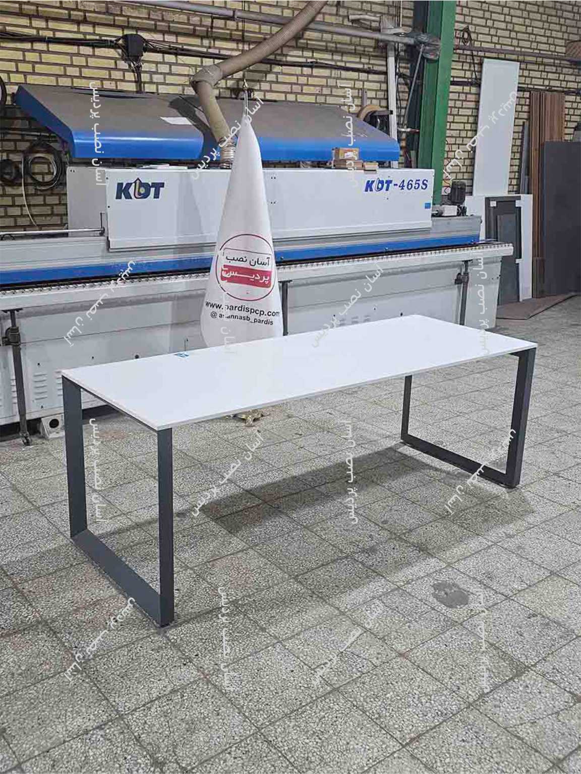 میز کنفرانس پایه فلزی مدل : 5030 و مثلثی